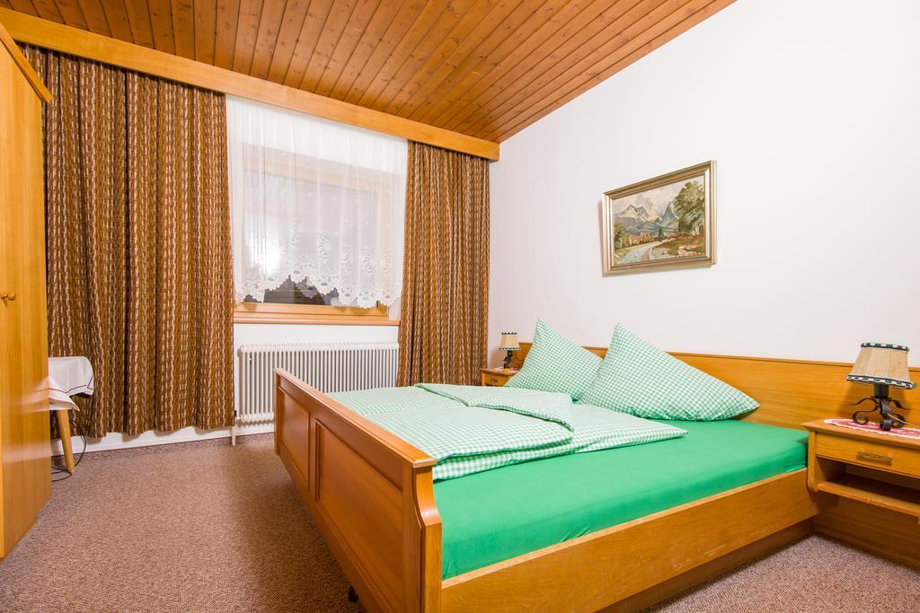 Gaestehaus Helga Scharnitz Rom bilde
